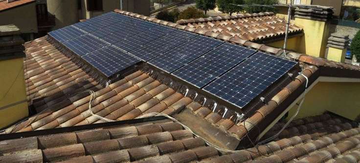 Barriera piccioni per pannelli fotovoltaici e solari